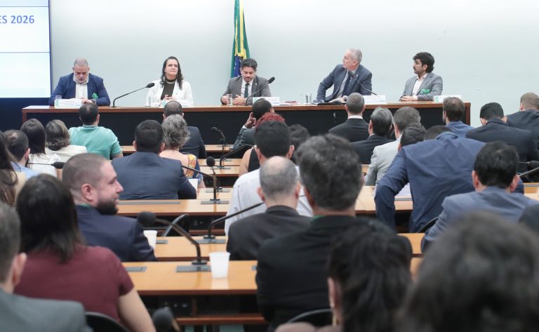 projeto-modifica-orcamento-de-2026-para-atender-reestruturacao-da-receita-federal