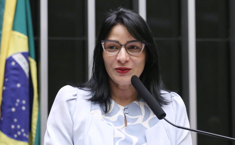 comissao-aprova-criacao-do-disque-parente-para-denunciar-violencia-contra-indigenas