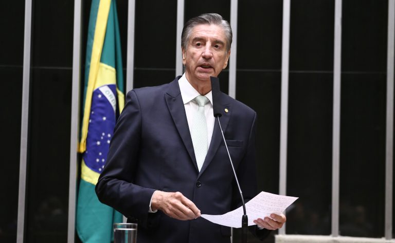 comissao-aprova-inclusao-da-educacao-climatica-no-curriculo-escolar