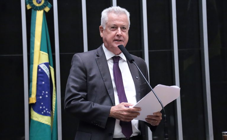 camara-aprova-projeto-que-define-novas-regras-para-protecao-da-industria-nacional