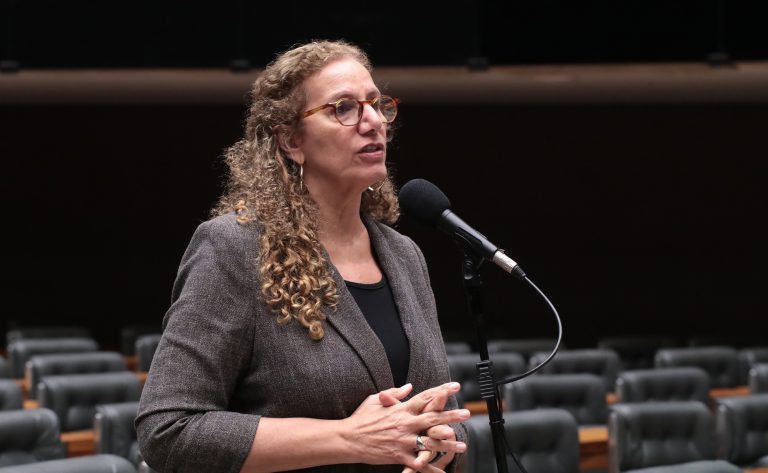 camara-aprova-mp-que-reduz-prazo-de-beneficio-fiscal-para-importadores-de-cacau