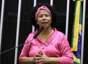 comissao-aprova-projeto-que-cria-politica-nacional-de-saude-na-escola